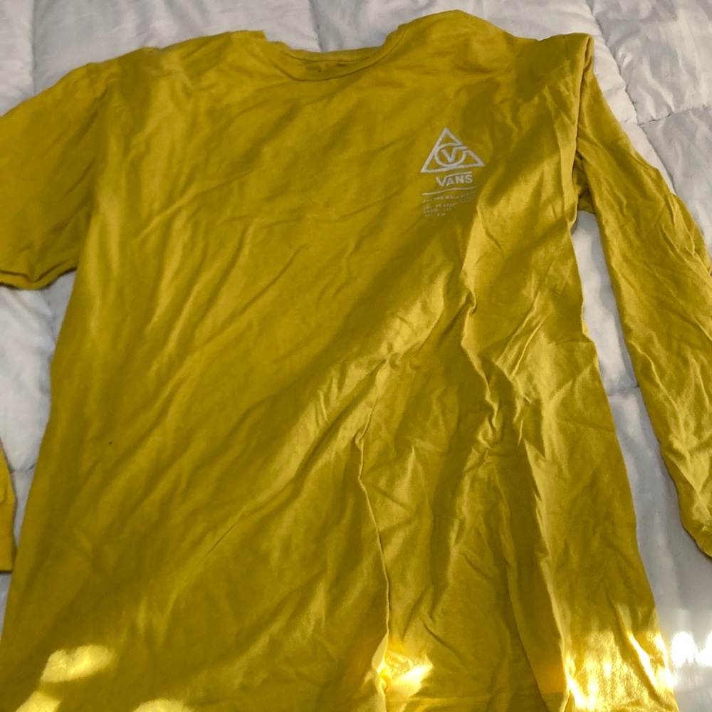 LARGE YELLOW LONGSLEVE VANS TSHIRT